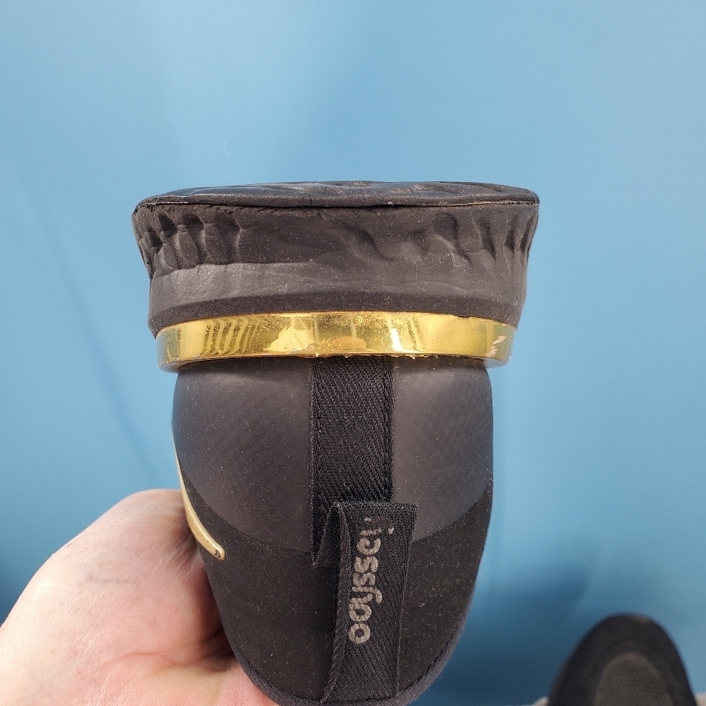 Nike black and gold Odyssey 11 flawed - Picture 10 of 16